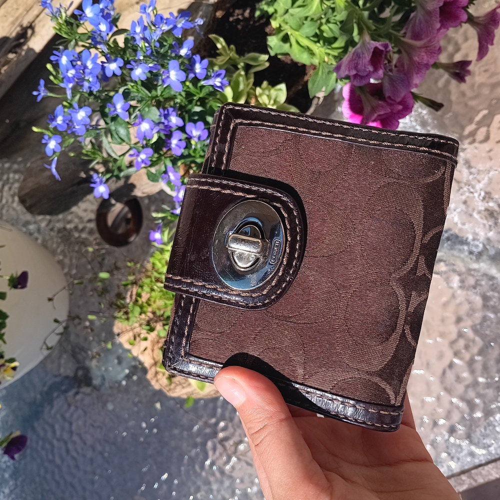 Coach Brown Leather Key Card Holder